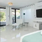 Villa Dune, Luxury Villa, 5 Min Walk To The
