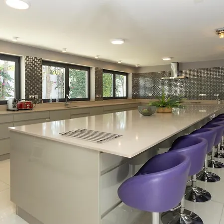 Vila Dune, Luxury Villa, 5 Min Walk To The Marbella