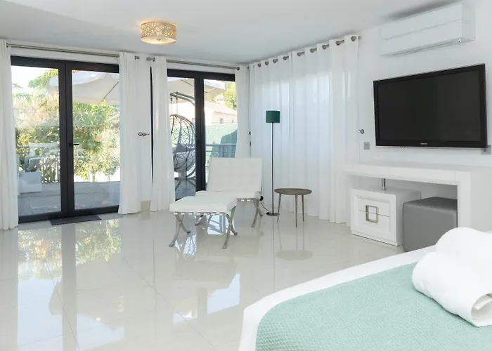 Villa Dune, Luxury Villa, 5 Min Walk To The