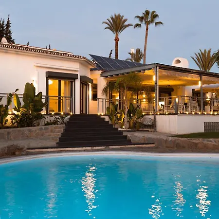 Dune, Luxury Villa, 5 Min Walk To The فيلة ماربيا