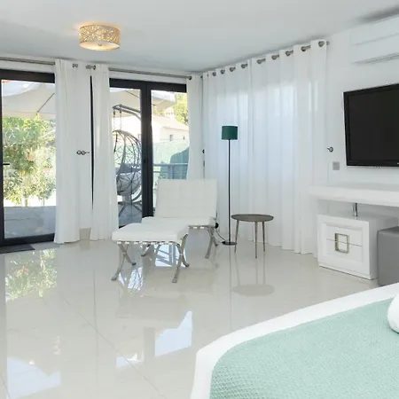 וילה Dune, Luxury Villa, 5 Min Walk To The