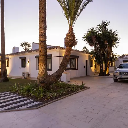 Dune, Luxury Villa, 5 Min Walk To The וילה *