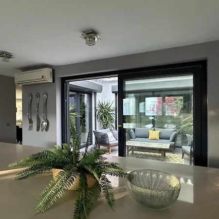 Dune, Luxury Villa, 5 Min Walk To The * ماربيا