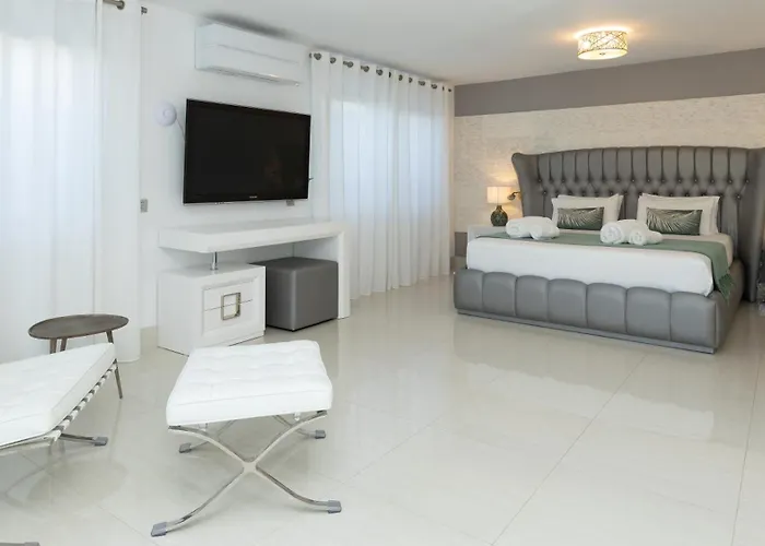 Dune, Luxury Villa, 5 Min Walk To The * מארבלה
