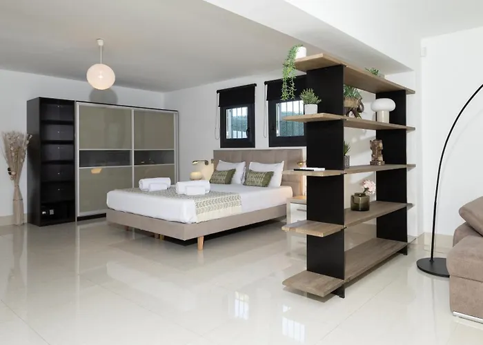Dune, Luxury Villa, 5 Min Walk To The * Μαρμπέλλα