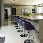 Villa Dune, Luxury Villa, 5 Min Walk To The Marbella