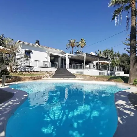 Dune, Luxury Villa, 5 Min Walk To The