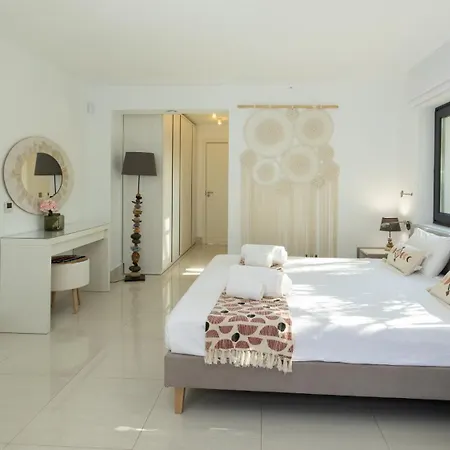 Dune, Luxury Villa, 5 Min Walk To The Вилла *